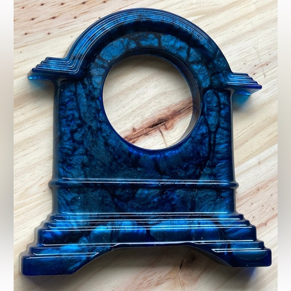 Handmade Blue and black resin clock - Picture 5 of 5